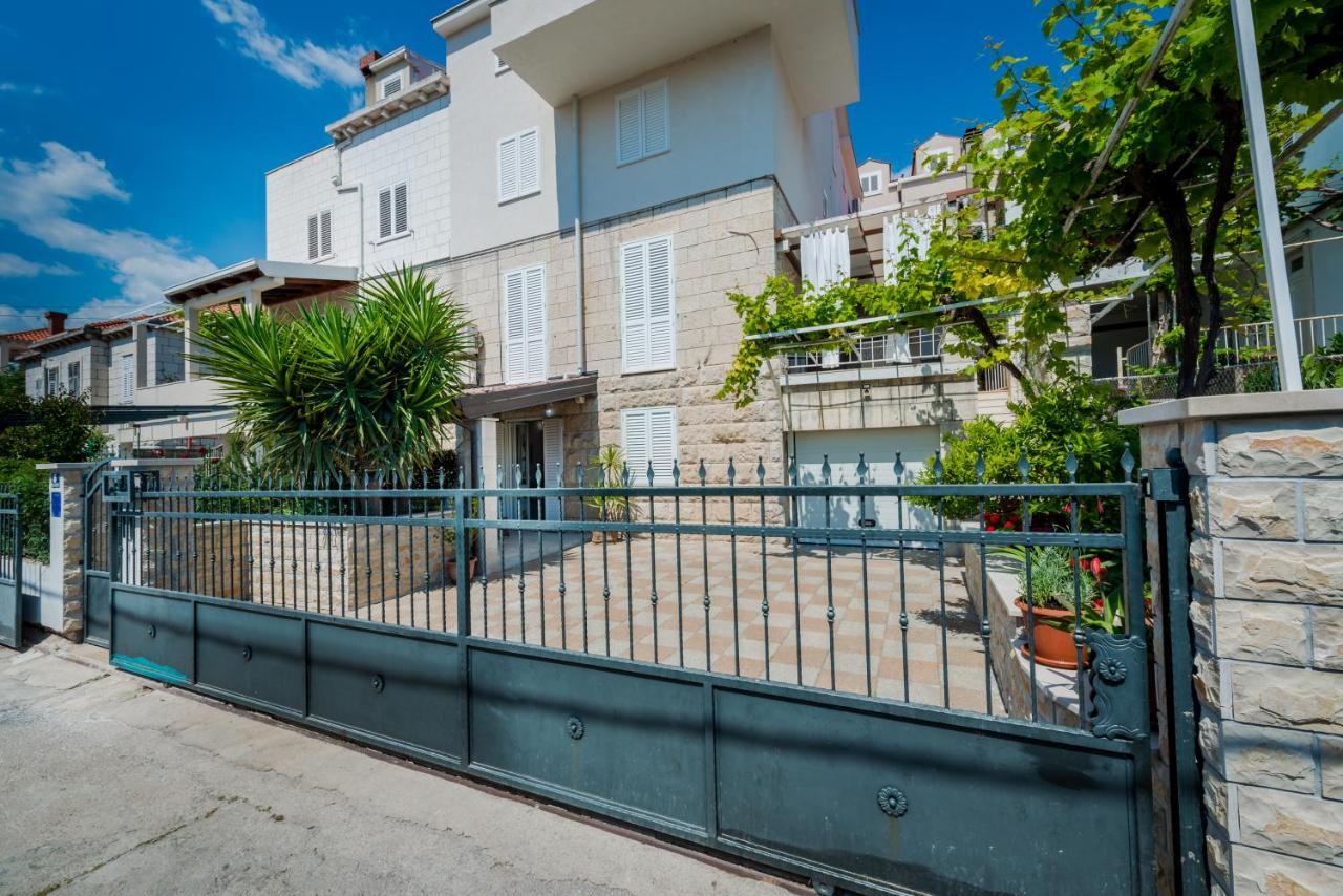 דוברובניק Superior Stunning Apartment Gravosa With A Free Parking מראה חיצוני תמונה