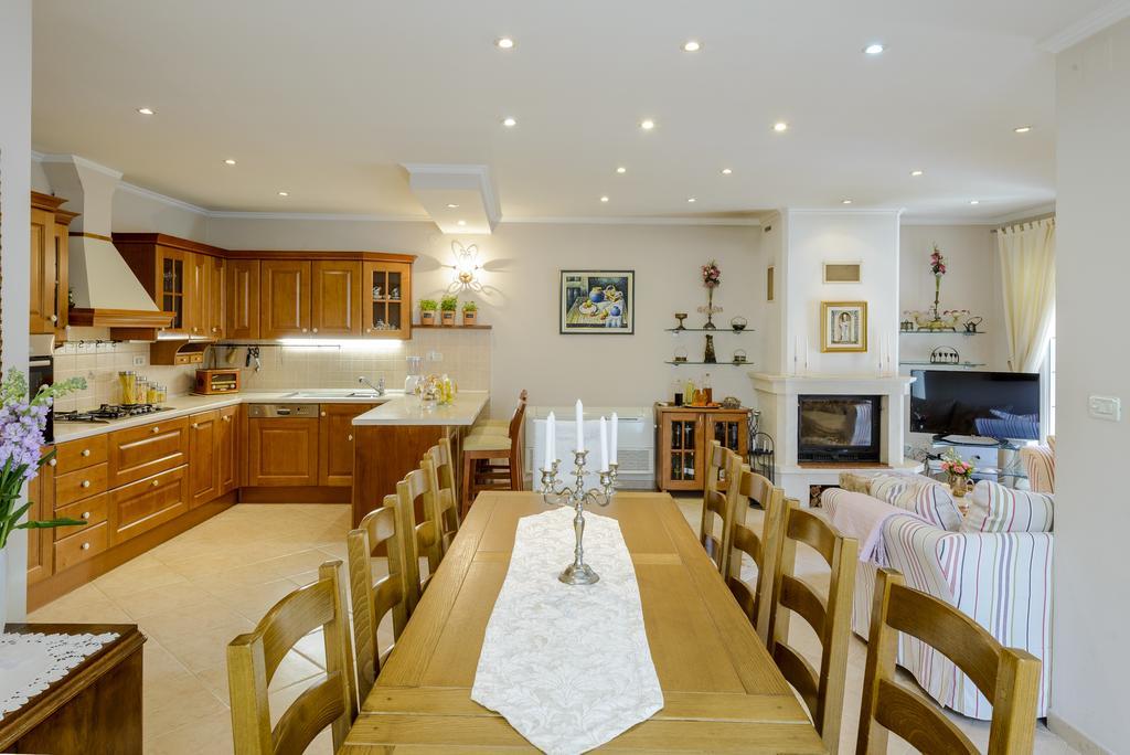 דוברובניק Superior Stunning Apartment Gravosa With A Free Parking מראה חיצוני תמונה