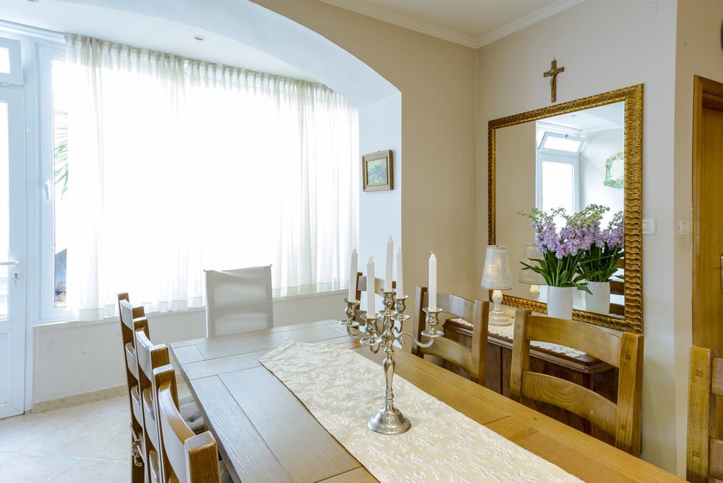 דוברובניק Superior Stunning Apartment Gravosa With A Free Parking מראה חיצוני תמונה