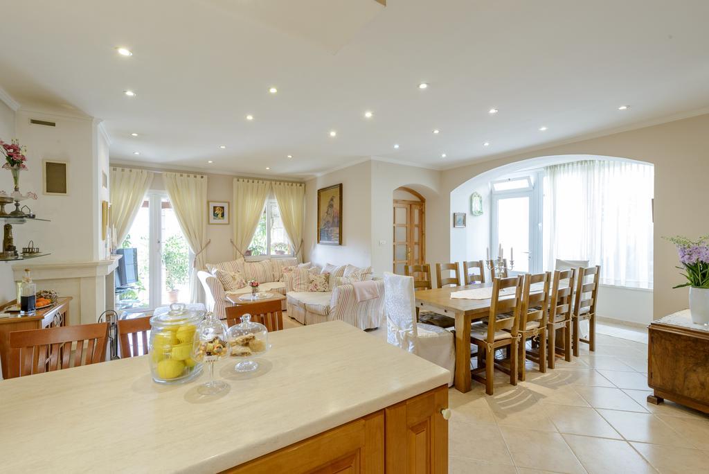 דוברובניק Superior Stunning Apartment Gravosa With A Free Parking מראה חיצוני תמונה